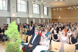 160611 Zeugnis Bg 025