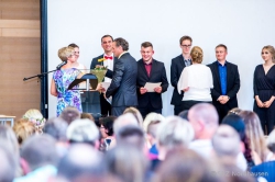 190628 Zeugnis Bg19 053