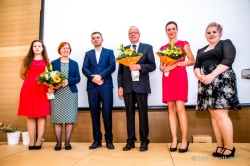 190704 Zeugnis Fo19 069