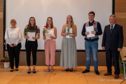 210709 Zeugnis Bg21 116