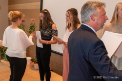210709 Zeugnis Bg21 112